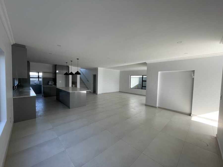 4 Bedroom Property for Sale in Sandown Western Cape